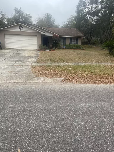1202 Yvonne St, Apopka, FL 32712