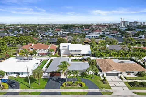 3001 NE 45th St, Lighthouse Point, FL 33064