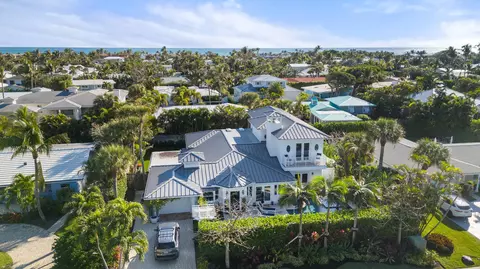 122 Lighthouse Dr, Jupiter Inlet Colony, FL 33469