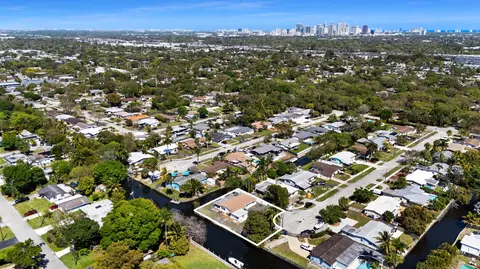 2731 SW 19th St, Fort Lauderdale, FL 33312