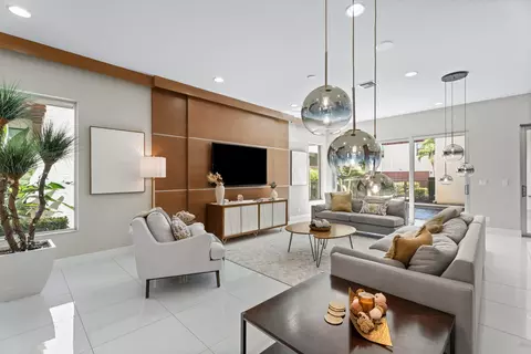 1030 Faulkner Ter, Palm Beach Gardens, FL 33418