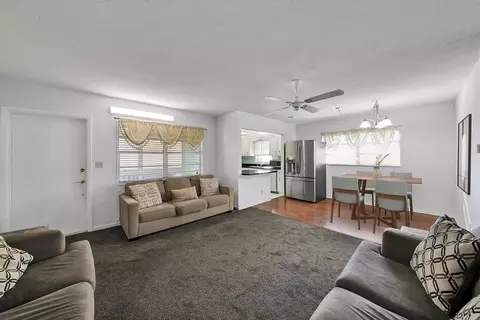 5300 Washington St #G321, Pembroke Pines, FL 33025