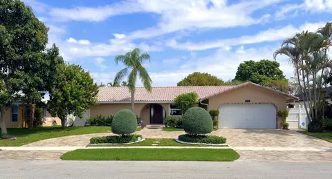6992 W Calle Del Paz W, Boca Raton, FL 33433