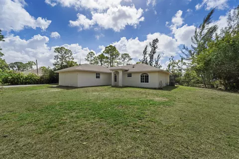 14828 82nd St N, Loxahatchee, FL 33470