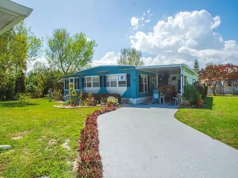 8 Santa Fe Ln, Port Saint Lucie, FL 34952
