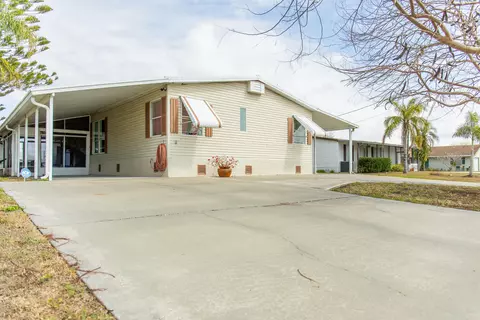 2423 SE 34th Ln, Okeechobee, FL 34974