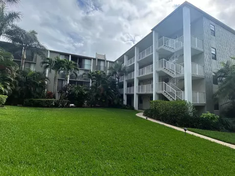501 SW 11th Pl #402-A, Boca Raton, FL 33432