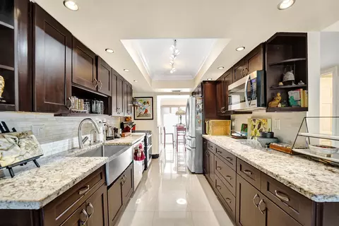 403 Dunwoody Ln #38, Hollywood, FL 33021