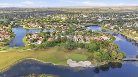 2466 Bay Isle Ct, Weston, FL 33327