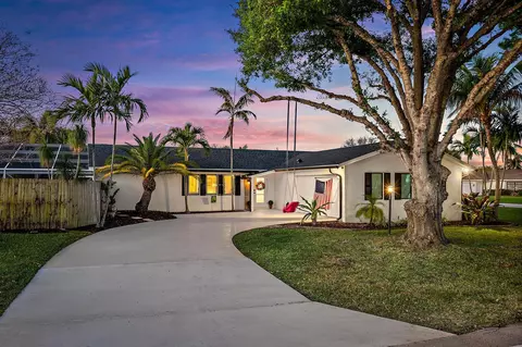 4303 Elm Ave, Palm Beach Gardens, FL 33410