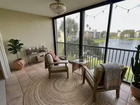 14460 Strathmore Ln #306, Delray Beach, FL 33446