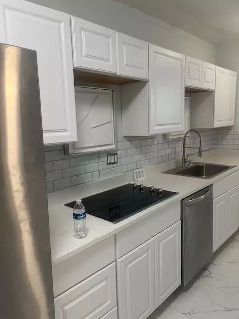 636 Meridian Ave #4, Miami Beach, FL 33139