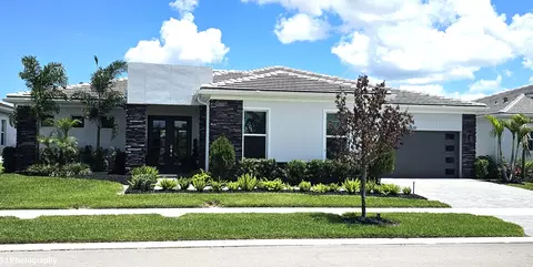 10639 Vineyard Dr, Port Saint Lucie, FL 34987