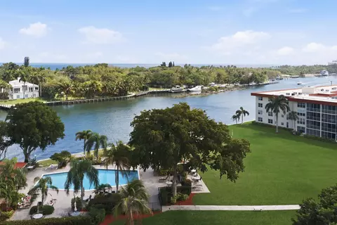 View/Area - 3000 NE 48th Ct #406, Lighthouse Point, FL 33064 photo 6 of 7