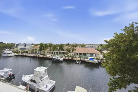 View/Area - 3000 NE 48th Ct #406, Lighthouse Point, FL 33064 photo 2 of 7