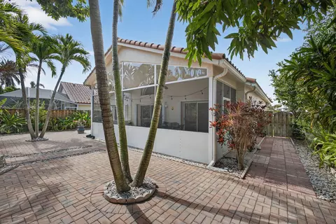 Exterior - 151 St Michaels Ct, Jupiter, FL 33458 photo 12 of 16