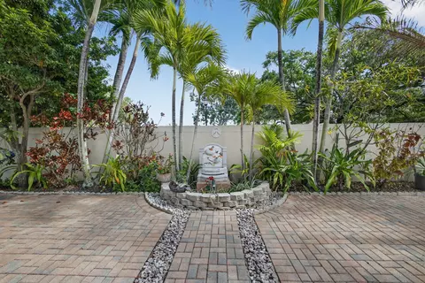Exterior - 151 St Michaels Ct, Jupiter, FL 33458 photo 10 of 16
