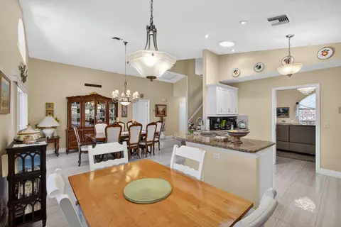 Dining - 151 St Michaels Ct, Jupiter, FL 33458 photo 2 of 7