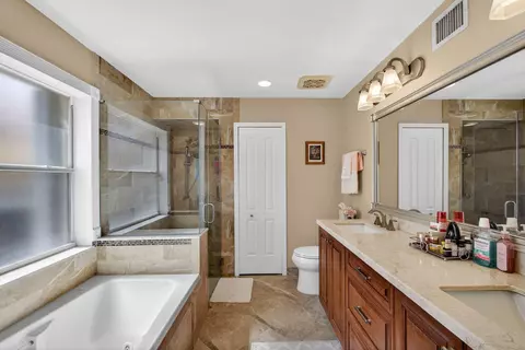 Bath - 151 St Michaels Ct, Jupiter, FL 33458 photo 1 of 8