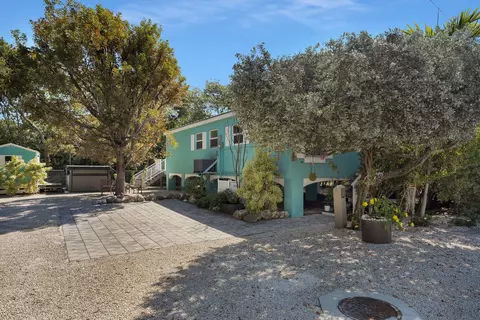 150 Sunshine Blvd, Tavernier, FL 33070