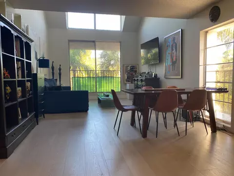 6886 N Kendall Dr #D303, Pinecrest, FL 33156