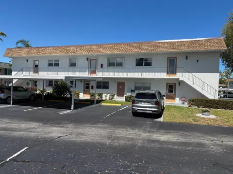 2950 SE Ocean Blvd #7-5, Stuart, FL 34996
