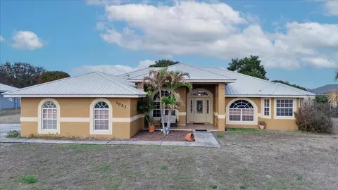 1023 Caribbean Ave, Clewiston, FL 33440