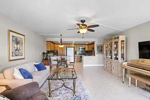 1101 River Reach Dr #308, Fort Lauderdale, FL 33315