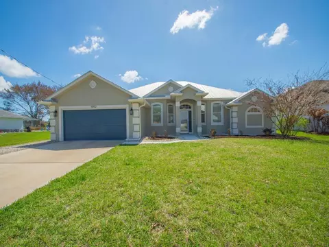 5952 NW Favian Ave, Port Saint Lucie, FL 34986