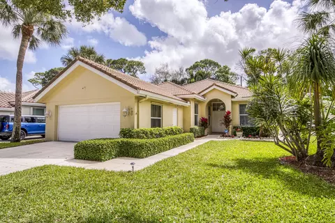 190 S Hampton Dr, Jupiter, FL 33458