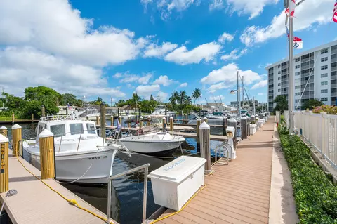 2731 NE 14th Street Cswy #430, Pompano Beach, FL 33062