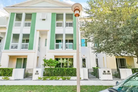 5218 Beckman Ter, Palm Beach Gardens, FL 33418