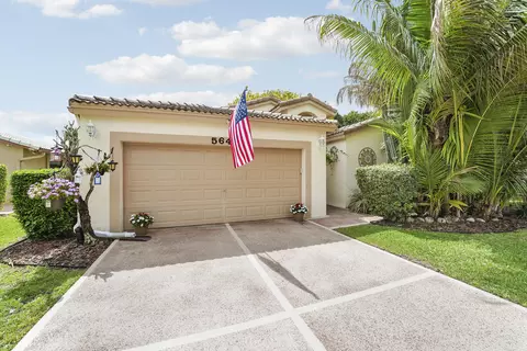 5648 American Cir, Delray Beach, FL 33484