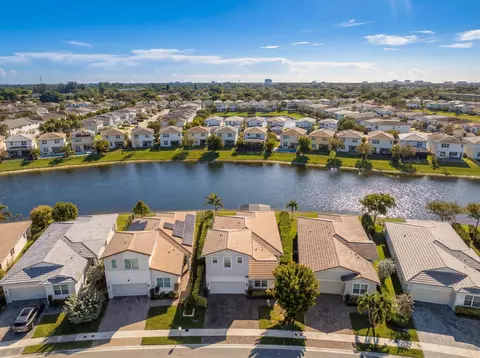 4122 Rosa Dr, Lighthouse Point, FL 33064