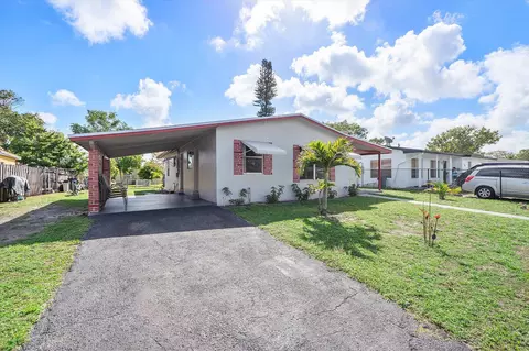 640 SW 28th Ter, Fort Lauderdale, FL 33312