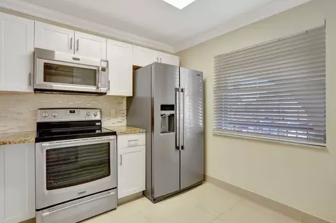 2601 Nassau Bnd, Coconut Creek, FL 33066