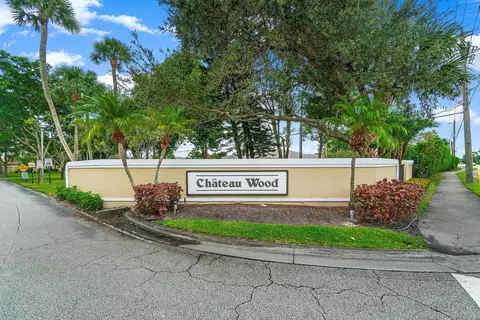 3900 Village Dr #D, Delray Beach, FL 33445