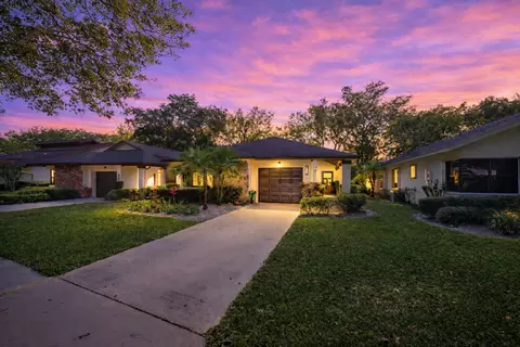 4764 Boxwood Cir, Boynton Beach, FL 33436