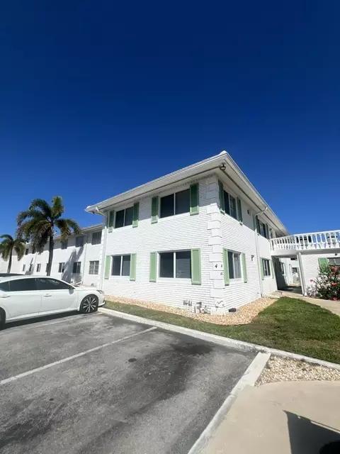 1821 NE 62nd St #424, Fort Lauderdale, FL 33308