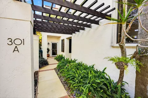 301 Sea Oats Dr #A, Juno Beach, FL 33408