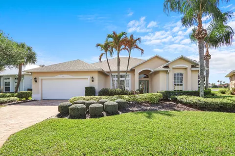 189 SW Snapdragon Cir, Port Saint Lucie, FL 34953