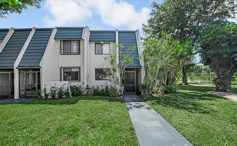 4397 Trevi Ct, Lake Worth, FL 33467