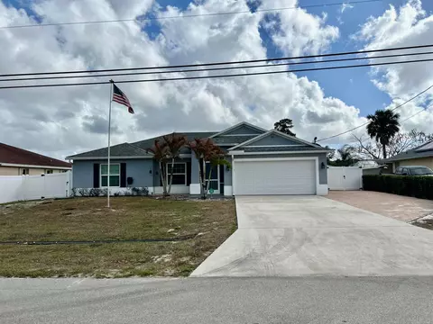 1114 SW Bellevue Ave, Port Saint Lucie, FL 34953