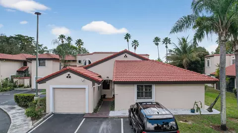 8841 W Sunrise Blvd, Plantation, FL 33322