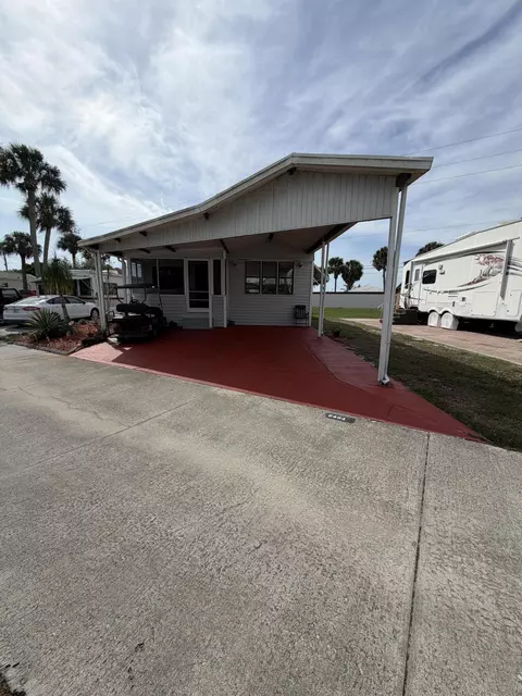 6494 SE 56th Ln, Okeechobee, FL 34974 photo 2