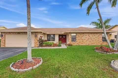 8001 NW 53rd Ct, Lauderhill, FL 33351