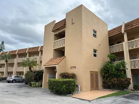 6770 Royal Palm Blvd #301, Margate, FL 33063