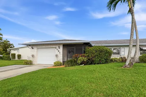 6091 Dusenburg Rd, Delray Beach, FL 33484