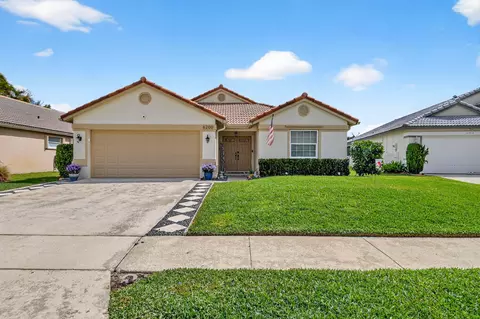 6200 Windlass Cir, Boynton Beach, FL 33472