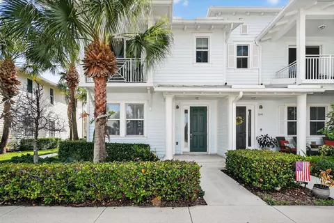 3241 Hemingway Dr, Jupiter, FL 33458